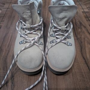 Sorel Womens Sz 7.5 Hi Line Hiker Umber Tawny Buff Nubuck Waterproof Shoes Boots